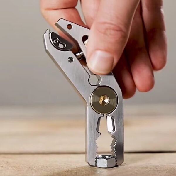 5 in one multi Pocket Grip
